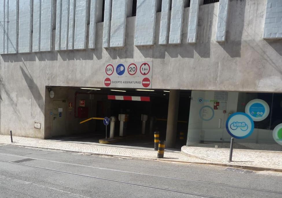 C3 Bairro Alto Cozy Romantic Loft In 18Th Century Building Lisbon Exterior photo
