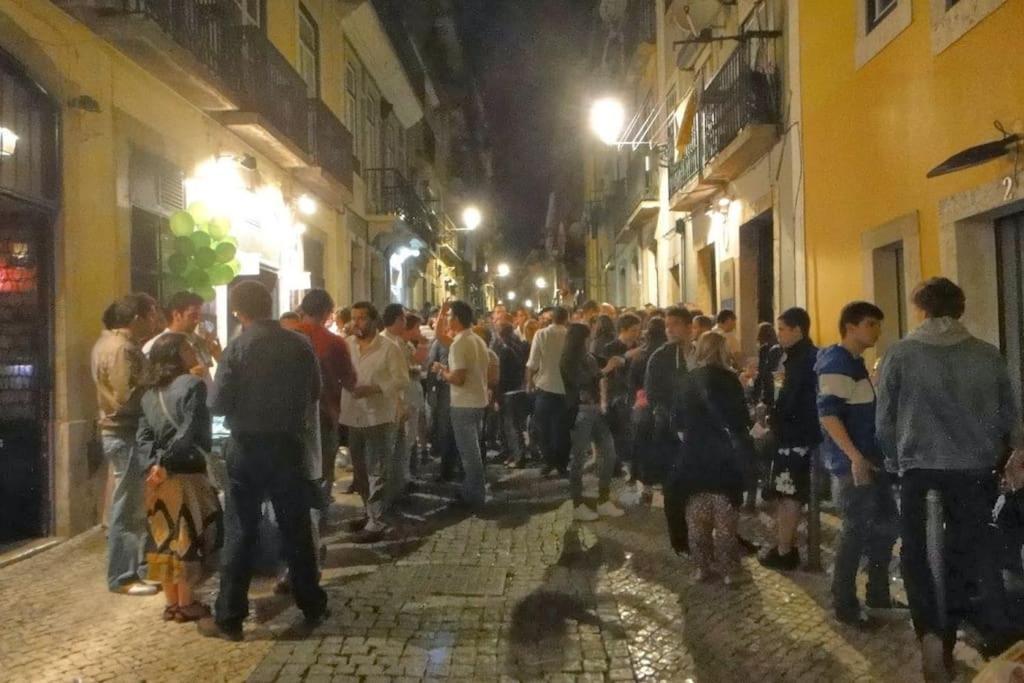 C3 Bairro Alto Cozy Romantic Loft In 18Th Century Building Lisbon Exterior photo